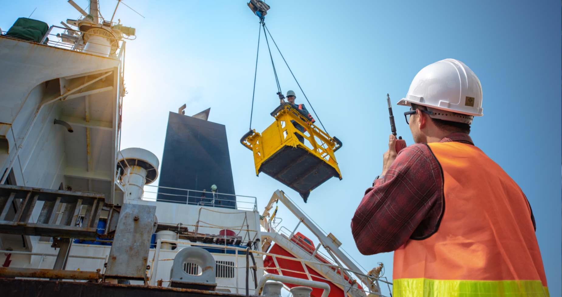 “Protecting Your Hands: A Guide to Choosing the Best Work Gloves”